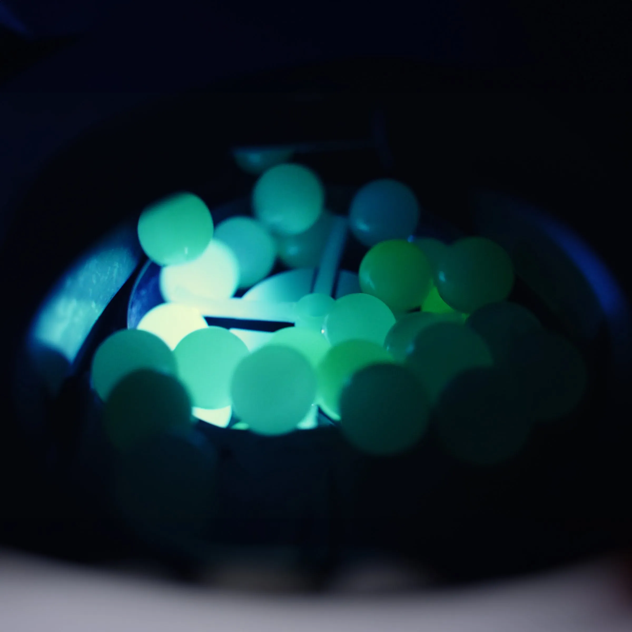 Sonic Loader w/ UV Glowball Charging Lights